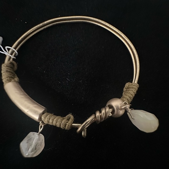 J. Jill Jewelry - J Jill Antique gold colored Hook Closure Bracelet